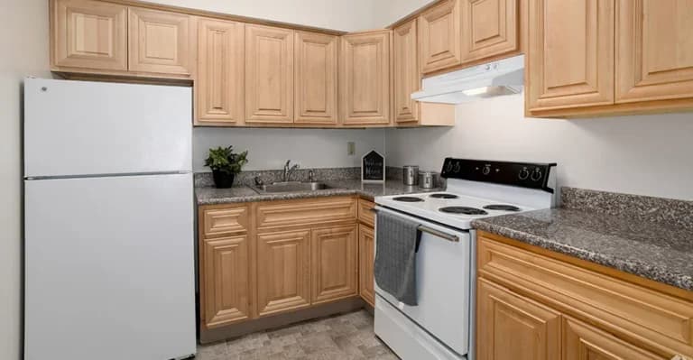 Oak Hollow Apartments