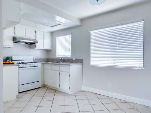 1009 S. Benito Ave