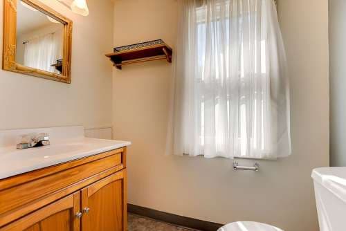 JUNE MOVE IN- 4 bedroom house near Concordia