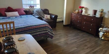 B&G Brothers Rentals - 1156 Oakland Ave. (1 Bedroom/Studios)