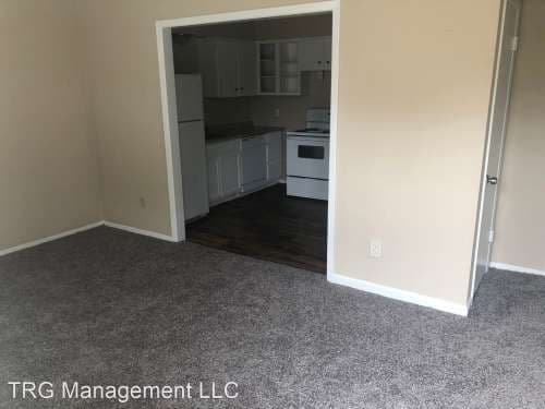 1031 S. Glenn Apt. 4