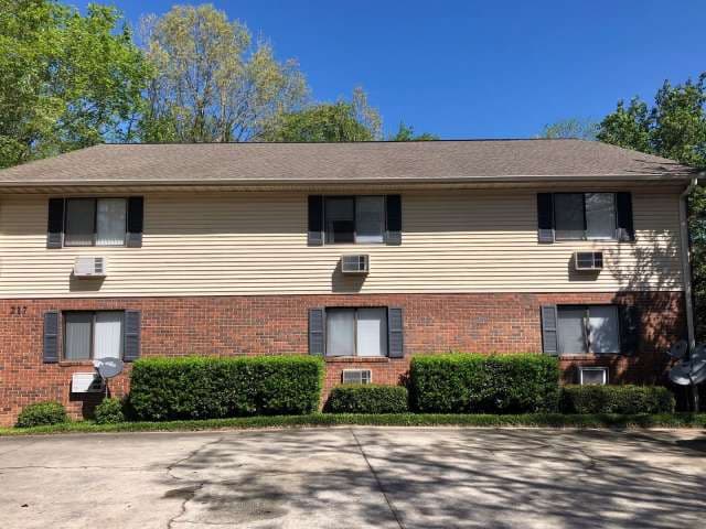 Studio Apartment at Cochran