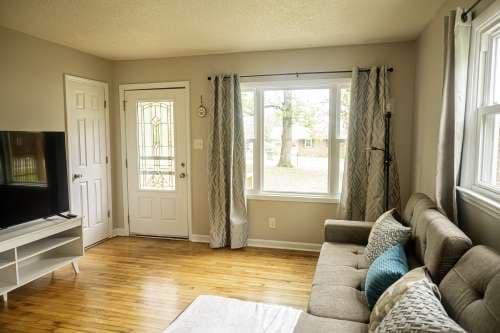 Private Furnished Room – Utilities Included | Near UNCG & NC A&T