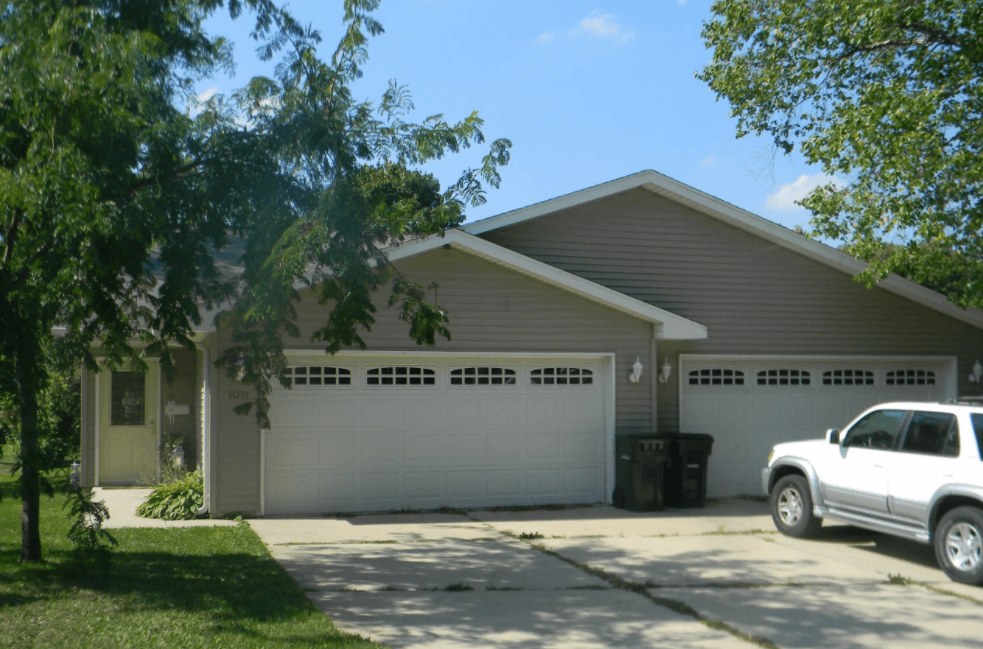 1009-1011 Olive St