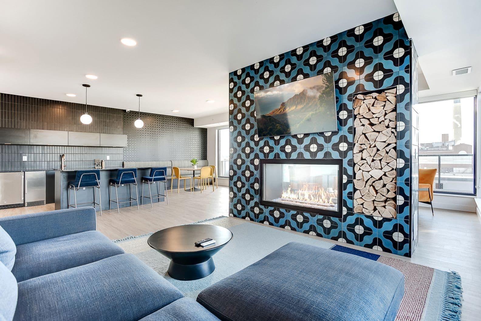 Midline Apartments