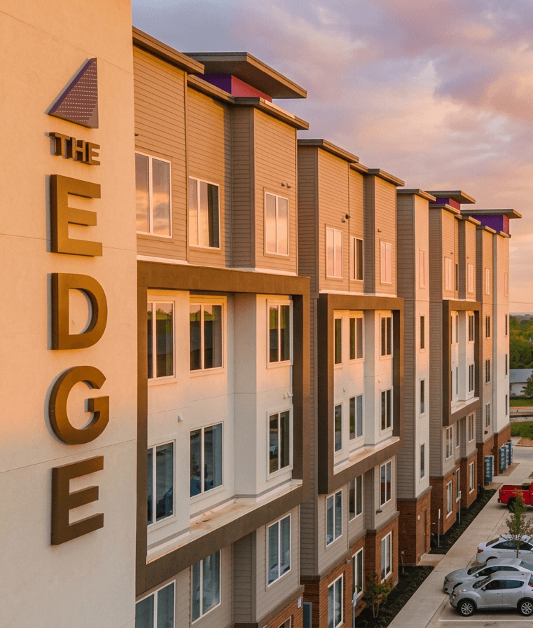 The Edge on Washington