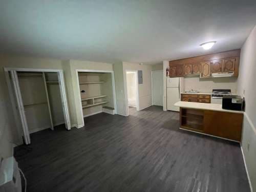Studio Apartment at Cochran