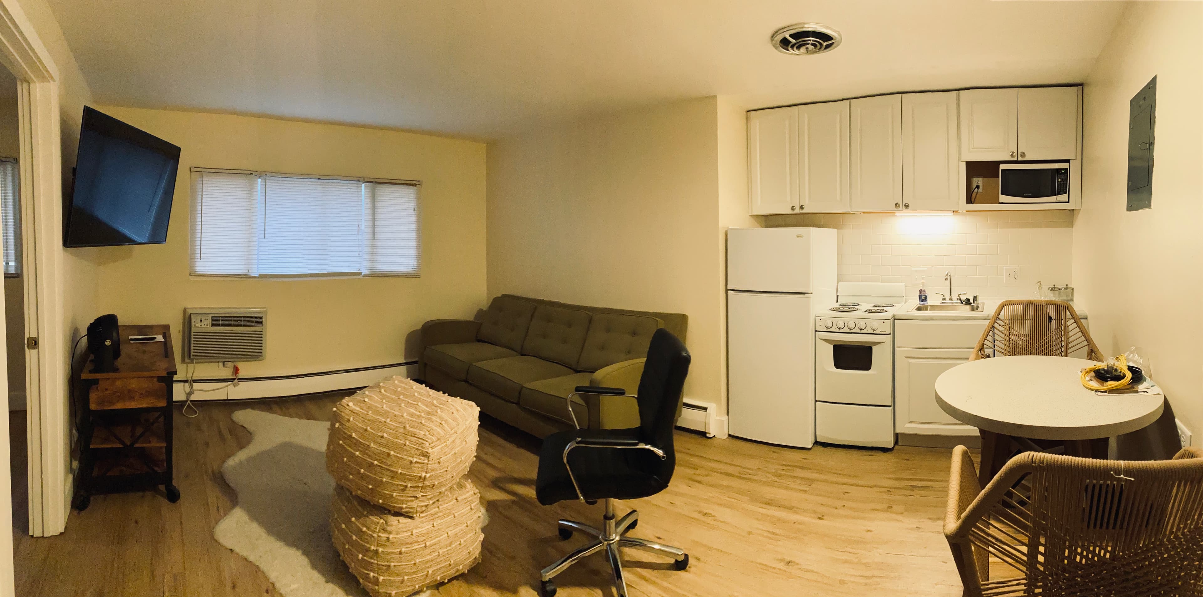 444 W Main St