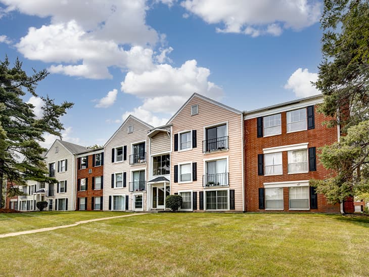 Willowtree Apartments & Tower