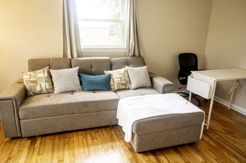 Private Furnished Room – Utilities Included | Near UNCG & NC A&T