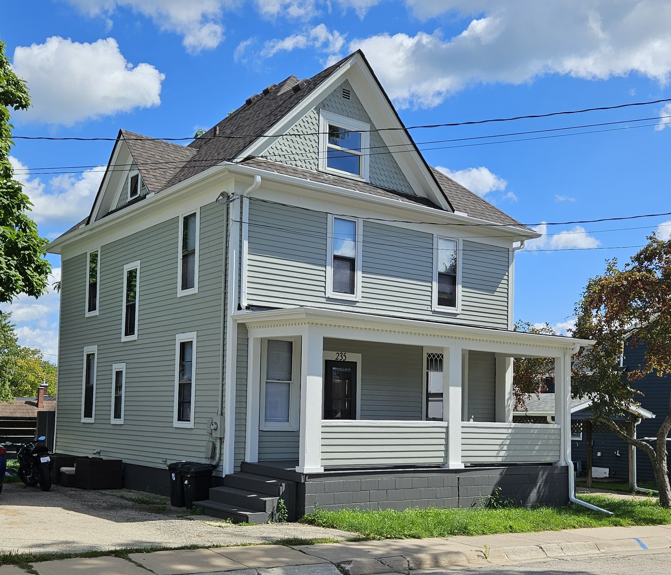 235 N Bonson St