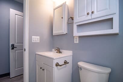 Hopkins View Apartments