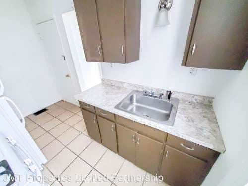 337 West 8th Street