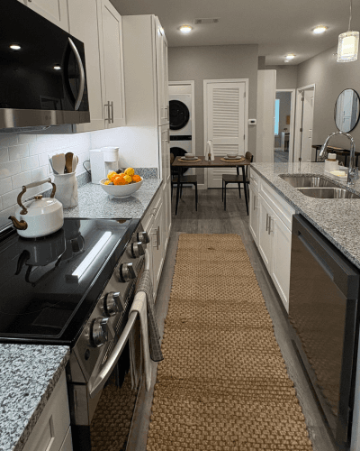 Fountaine Bleau Central Landing