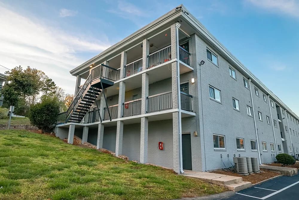 Residences at Diamond Ridge