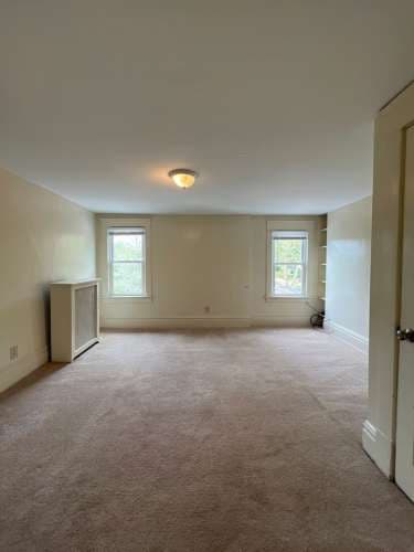 Keystone Apartments 720- 728 W College Ave