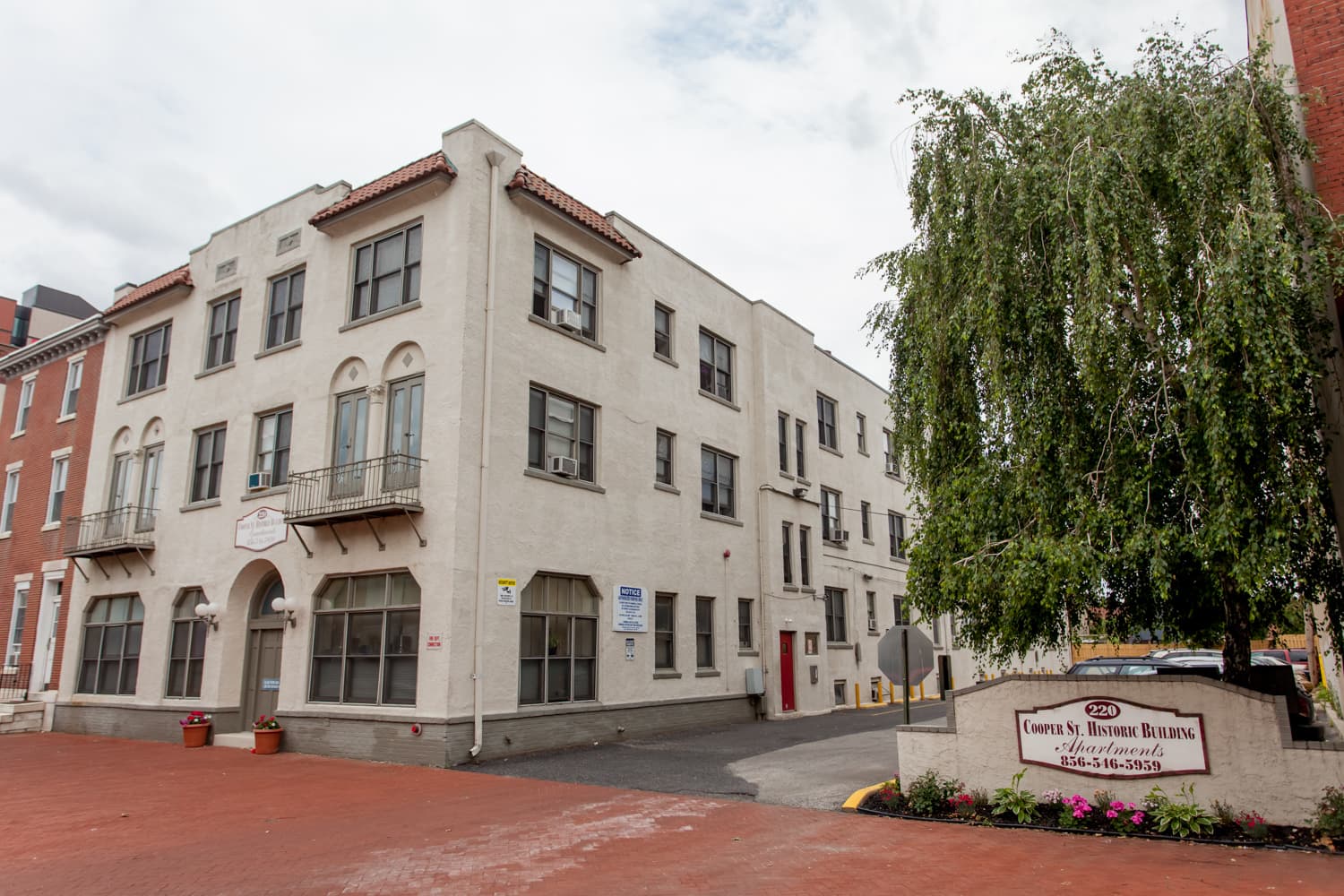 220 Cooper Street