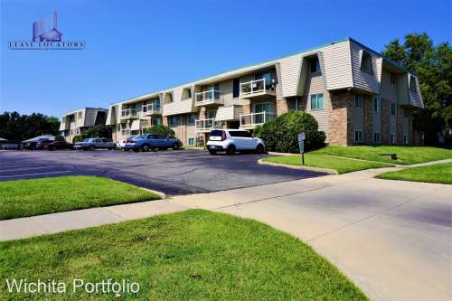 Governeour Manor 7025 E Lincoln