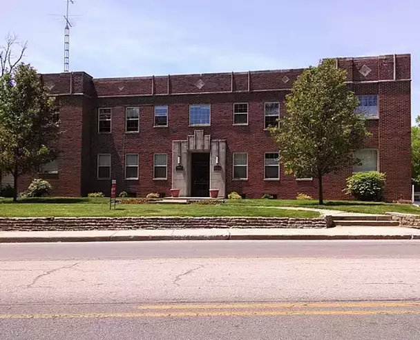 1001 N. Wheeling Ave