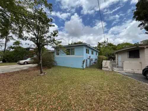 11215 NE Miami Ct