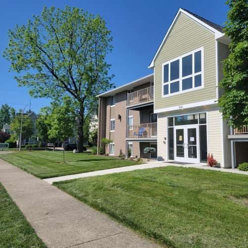 Campus Courts Apartments