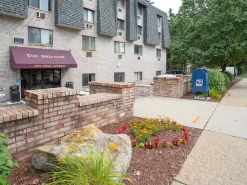 Brittany Apartments