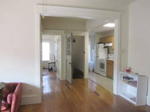 18-20 N Whiteoak St