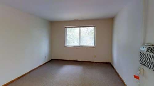 320 E 17th Ave