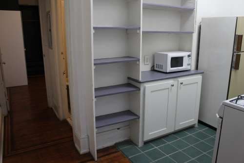 Light filled spacious units close to Penn