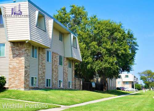 Governeour Manor 7025 E Lincoln