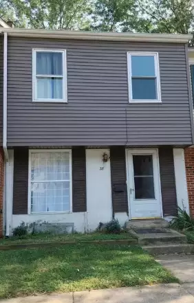 38 Gilbert Ct