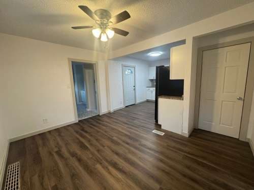 NEW LISTING: Remodeled 4 Bed 2 Bath