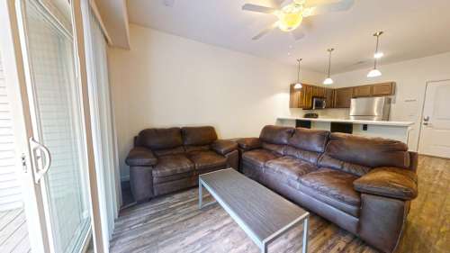 509 S Elm St