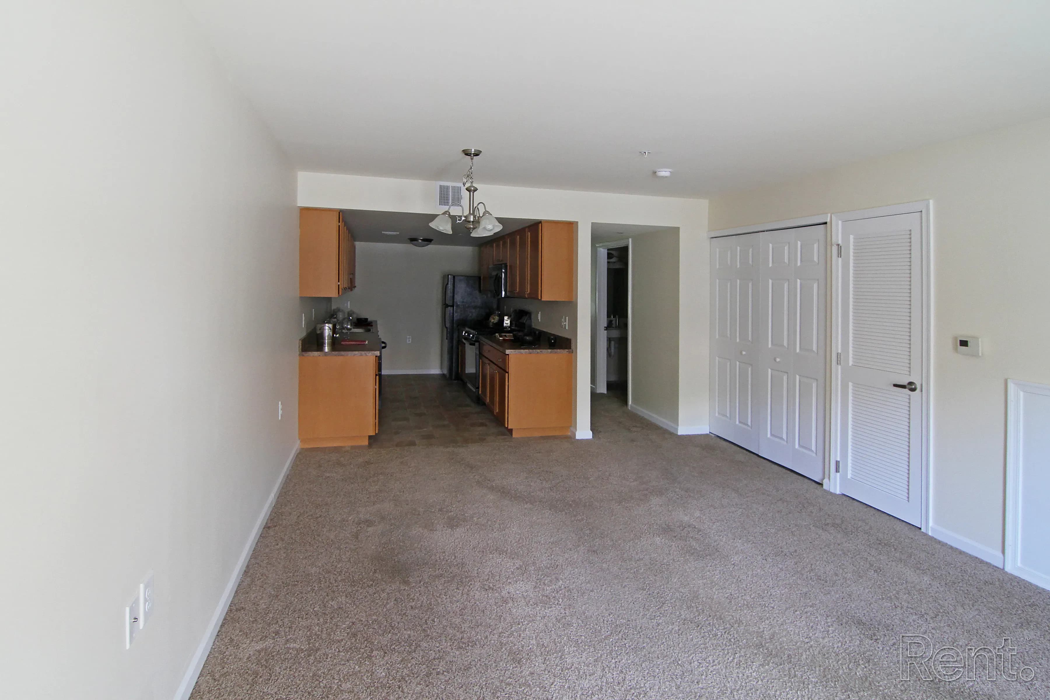 Hidden Creek Apartments
