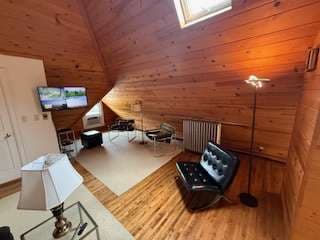 Furnished Loft Apartment in Private Home