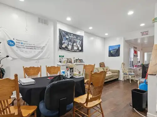 1604 W Montgomery Ave