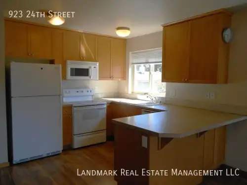 Live Near Campus – 4 Bedrooms