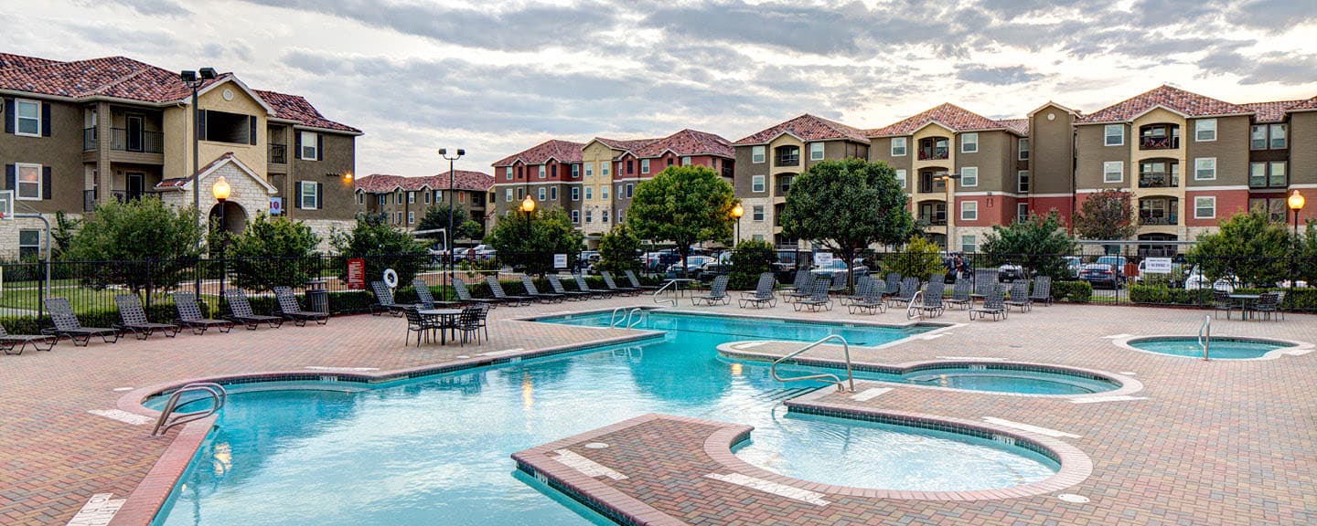 University Pointe
