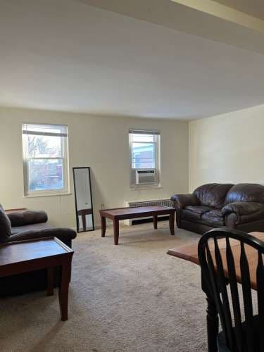 Lakeland Apartments