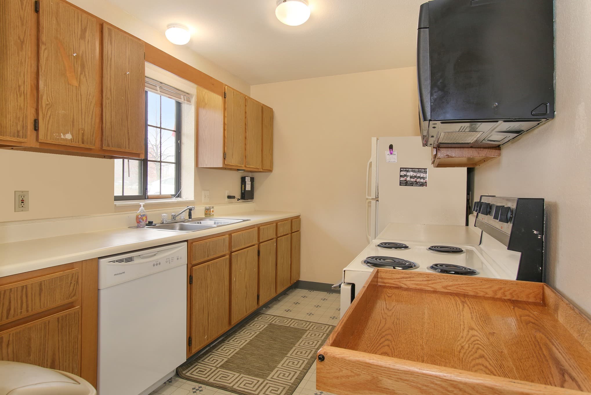Boltwood Apartments