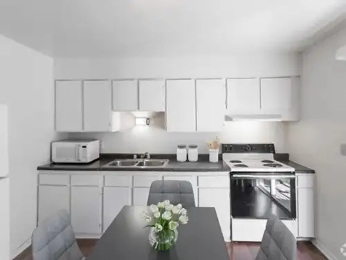 One Somerset Apartments