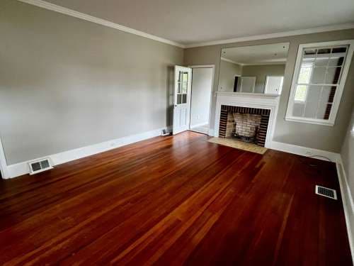 Fantastic Bungalow in Rosewood!