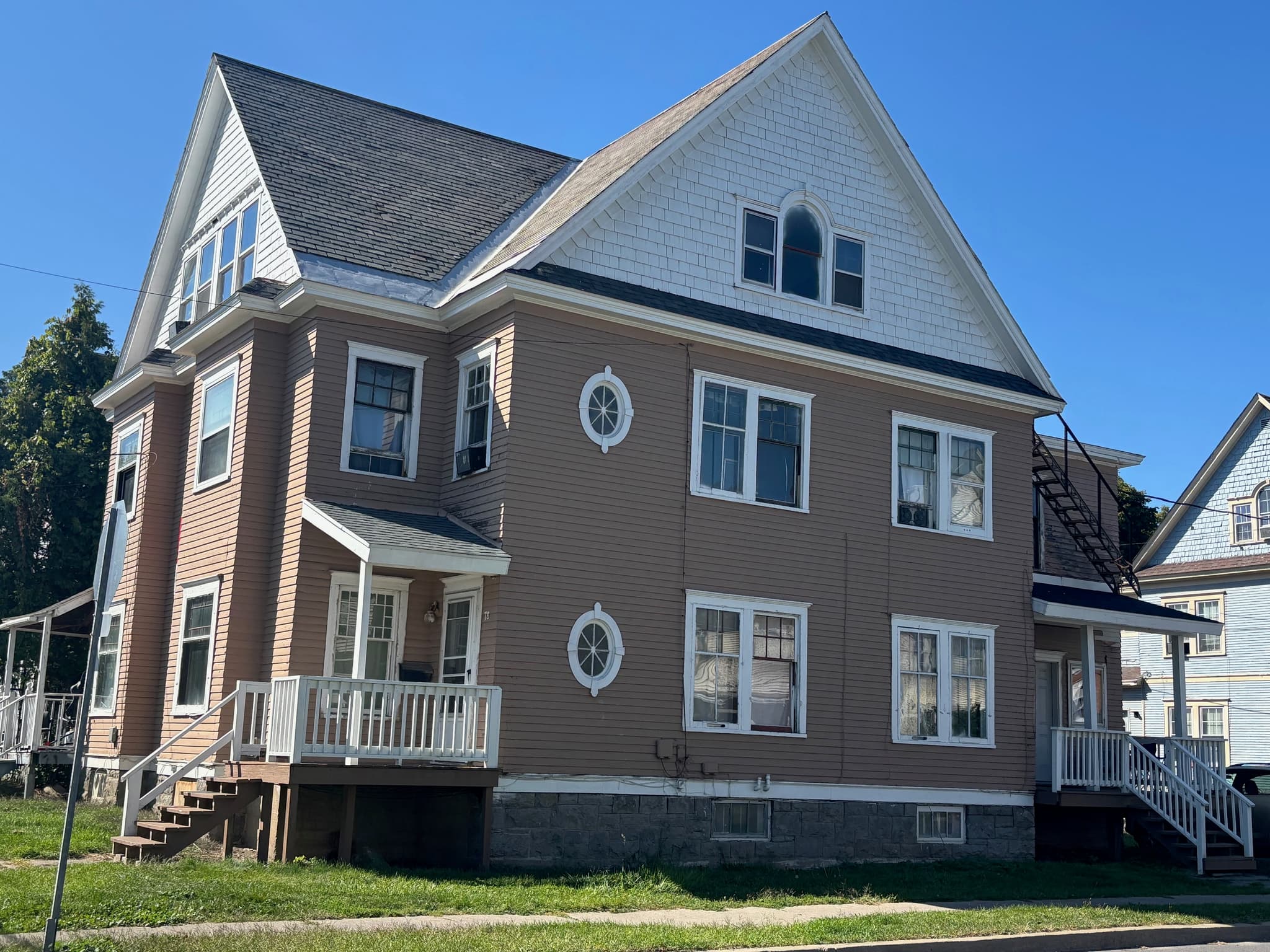 78-80 Court Street