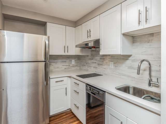 Highland Plaza Apartments