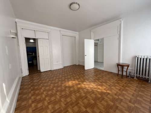 Columbia University Rooms