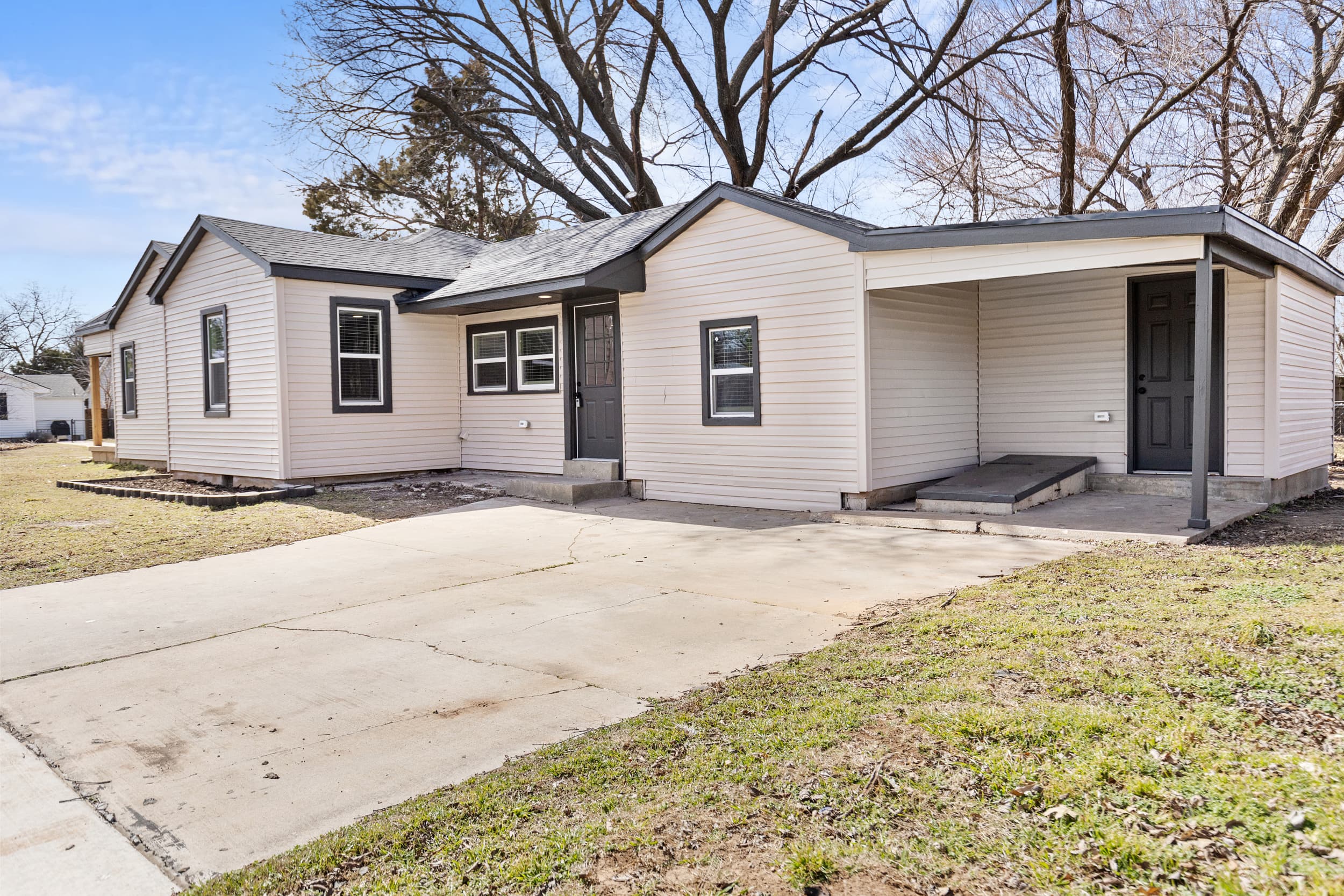 701 Iowa St