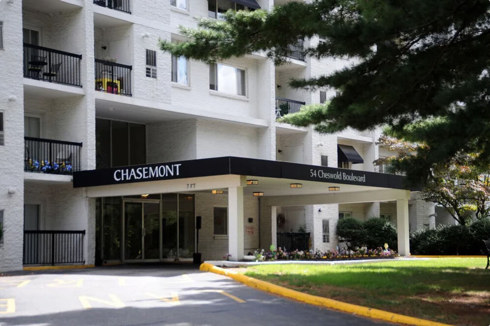 Chasemont Apartments