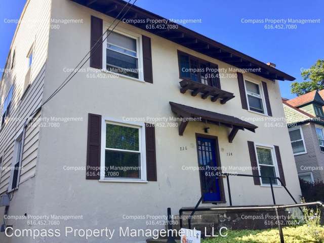 734 Kellogg Street