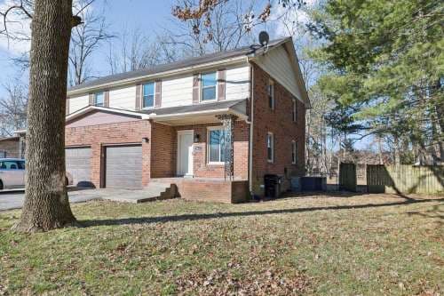 1421 Huntington