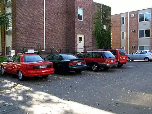 727 University Ave